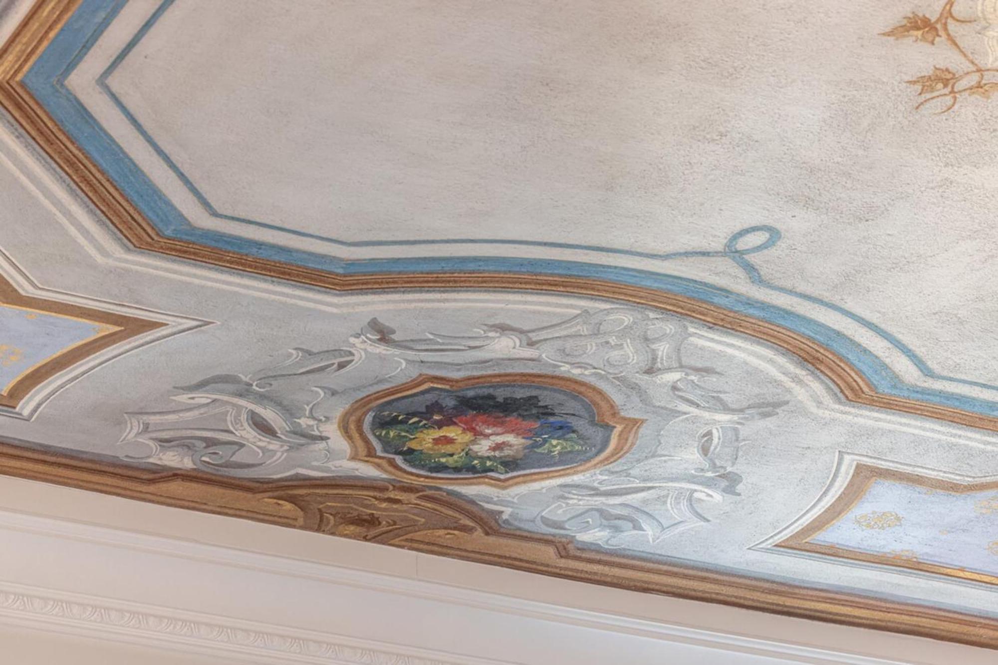Philibert - Traditional Apart With Historical Fresco Ницца Экстерьер фото