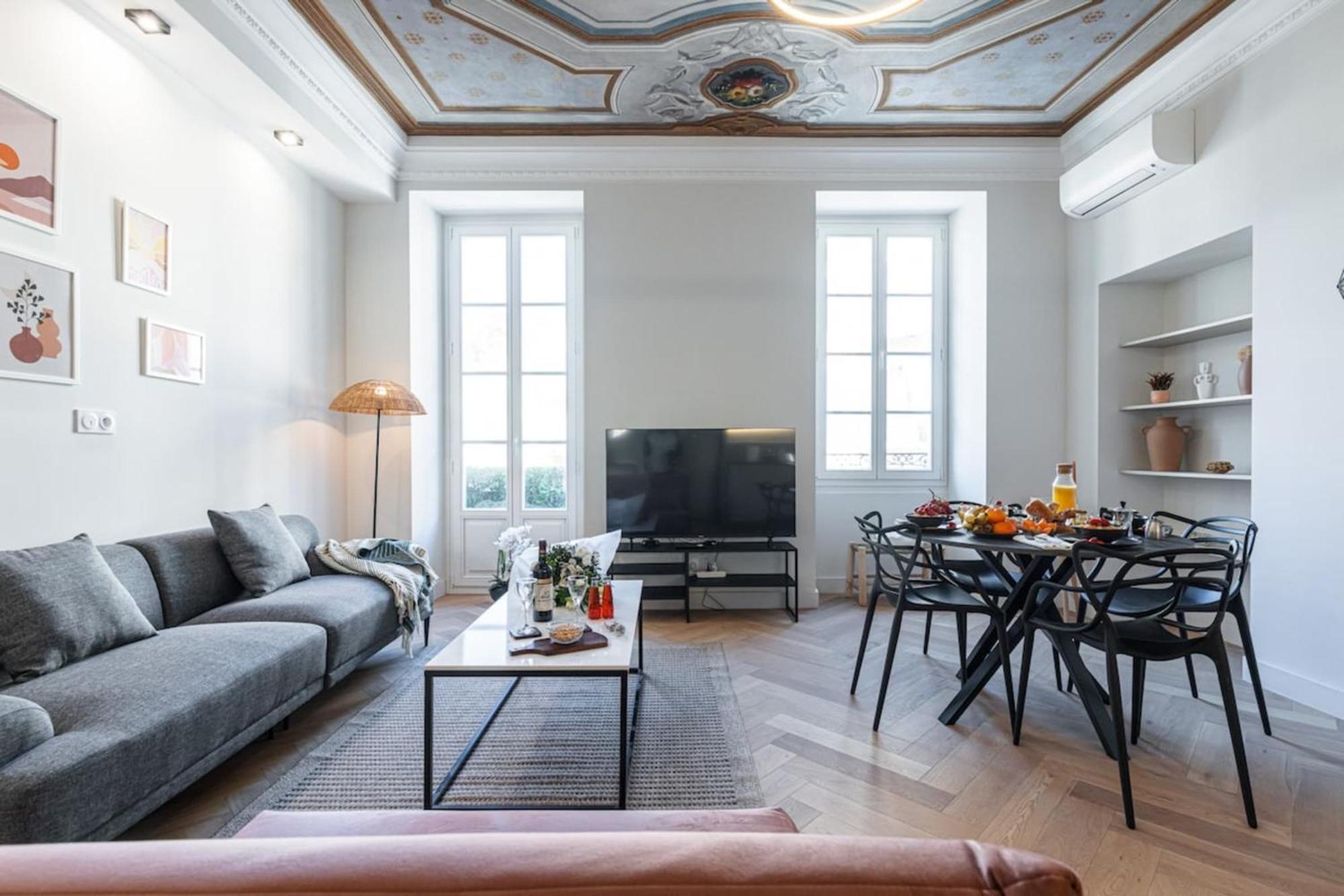 Philibert - Traditional Apart With Historical Fresco Ницца Экстерьер фото