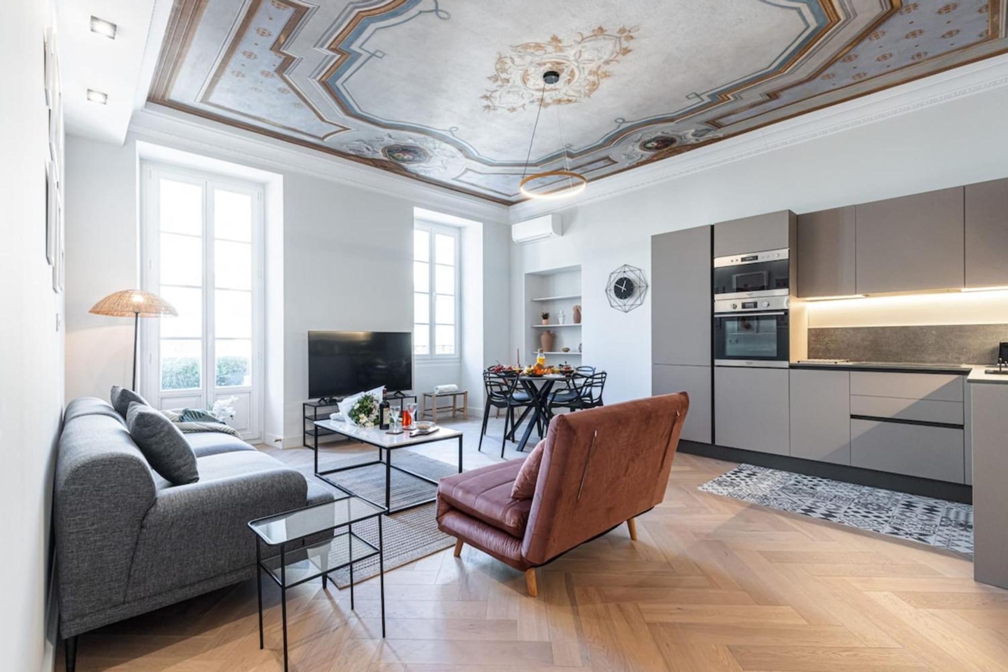 Philibert - Traditional Apart With Historical Fresco Ницца Экстерьер фото