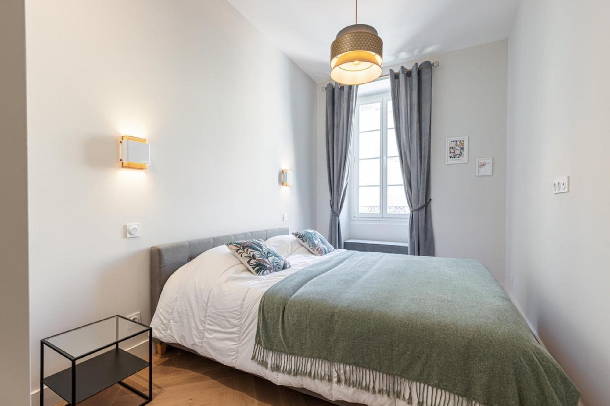 Philibert - Traditional Apart With Historical Fresco Ницца Экстерьер фото